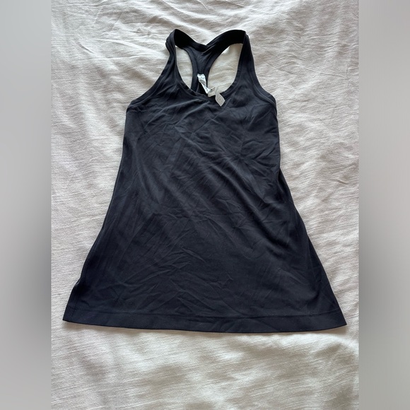 Lululemon Women’s Tank Top - Picture 1 of 3